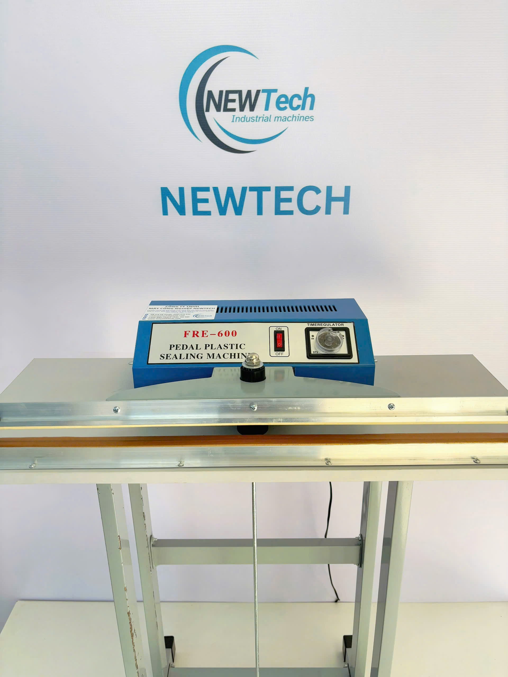 Máy hàn miệng túi dập chân FRE-600